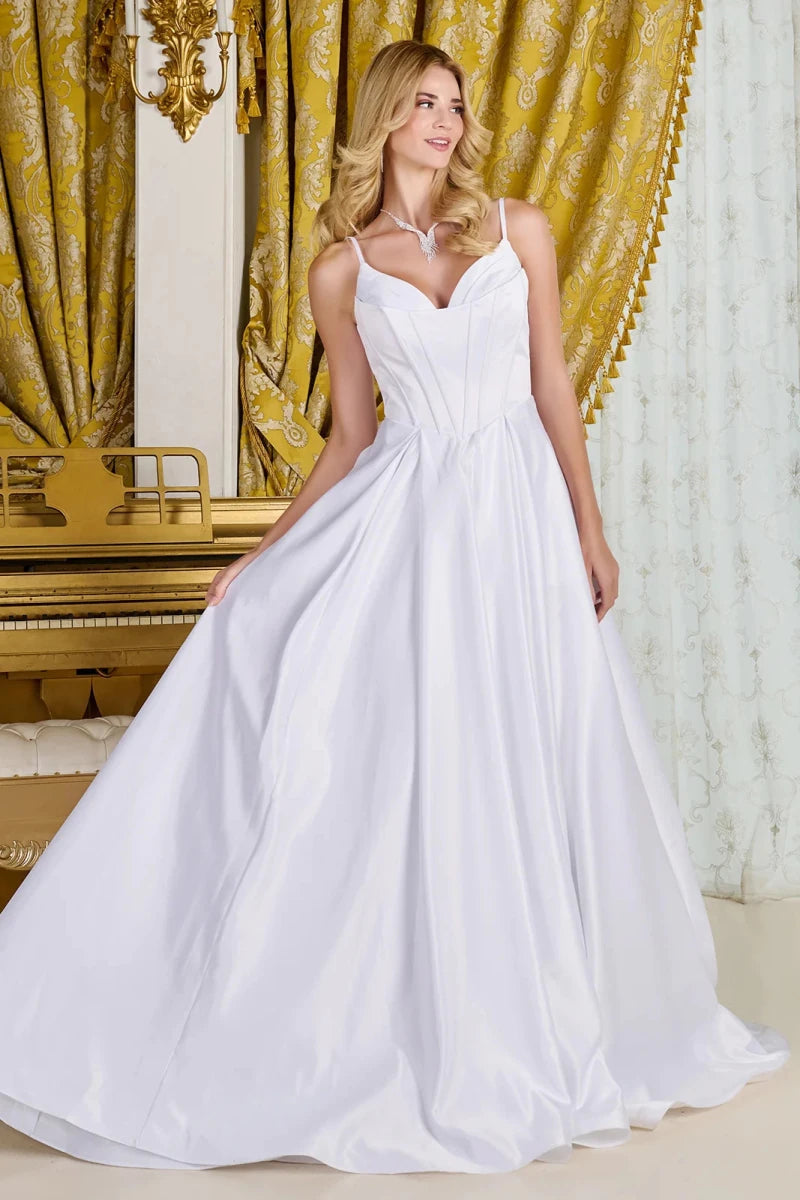 GL3716 - Mia & Andy Boutique