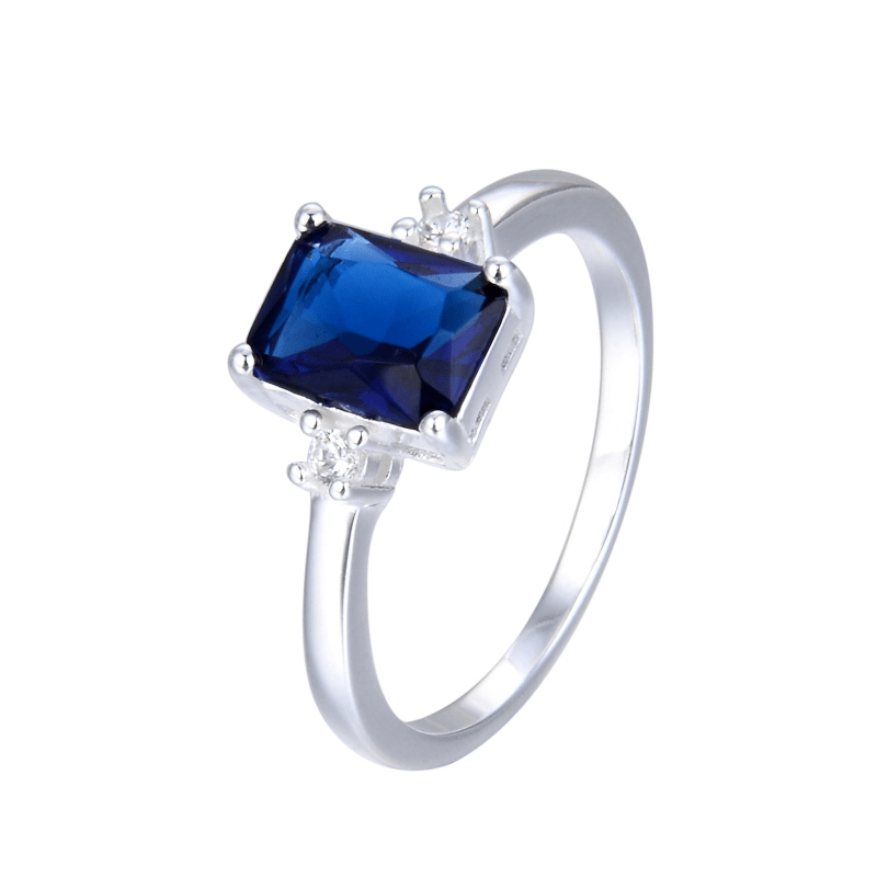 ID: 15072 - 22050 - Mia & Andy Boutique