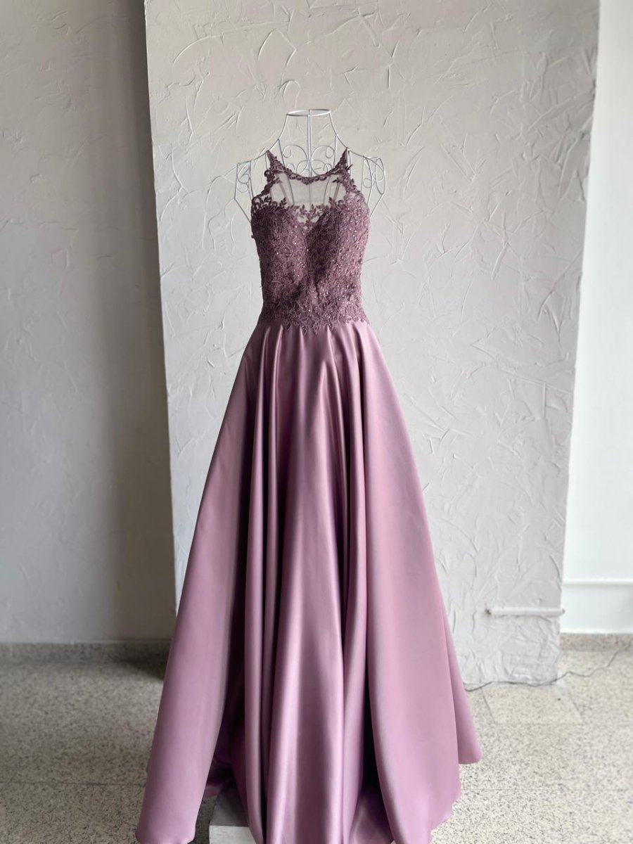 LF169 - Mia & Andy Boutique