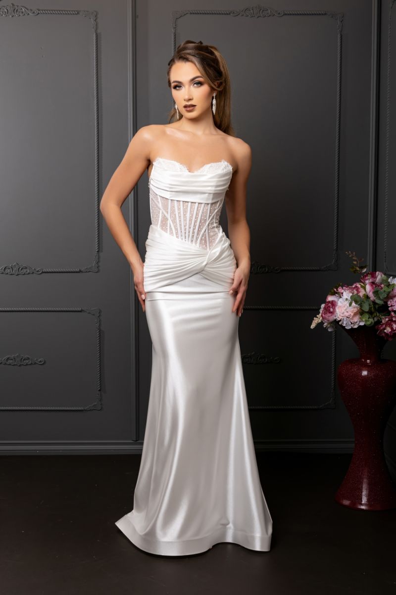 MQ2186 - Mia & Andy Boutique