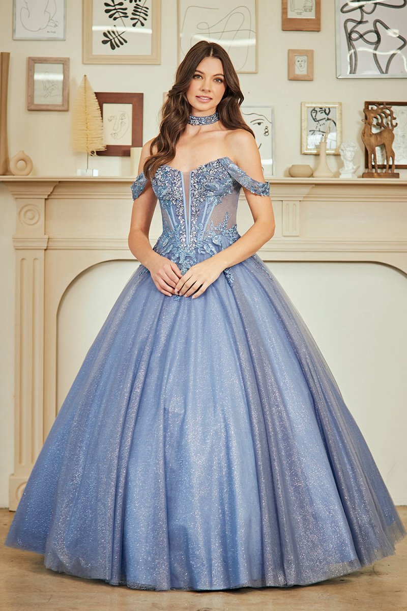 8065 - Mia & Andy Boutique