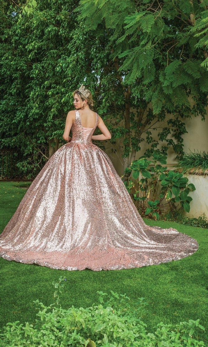Burgundy Luxury - Mia & Andy Boutique