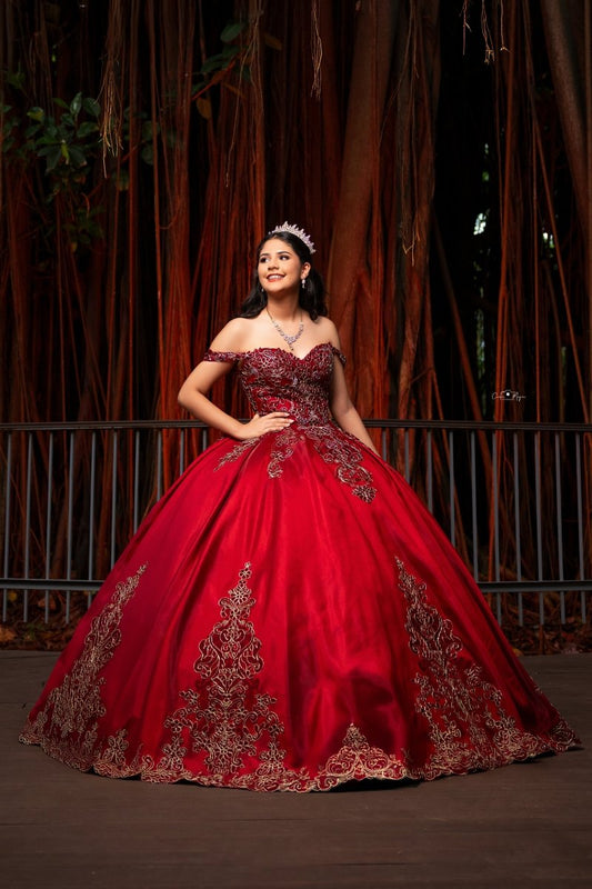 Burgundy Royal - Mia & Andy Boutique