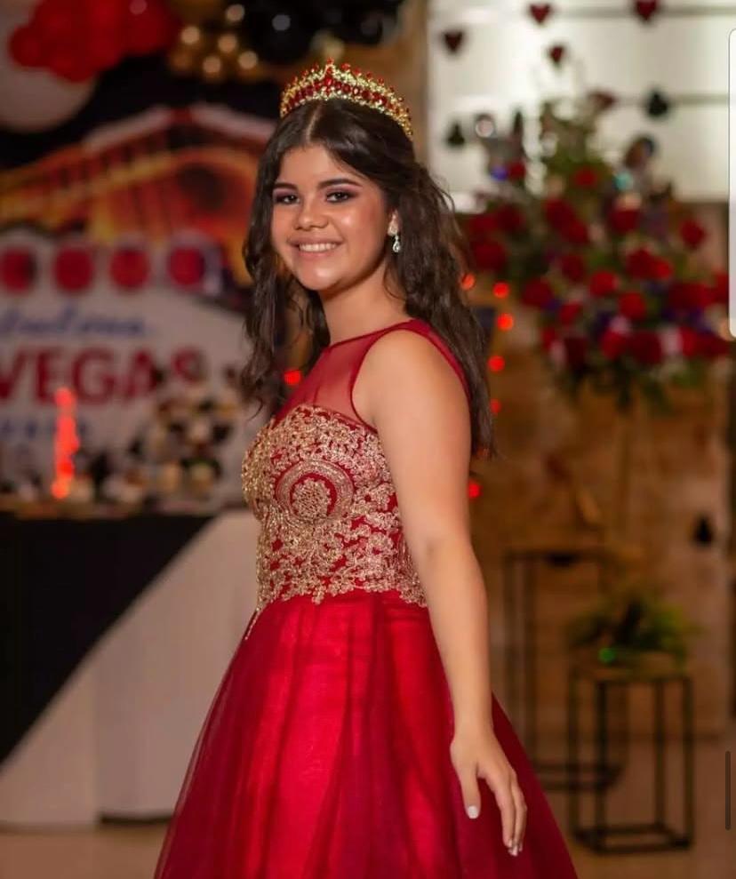 CQ26 - Mia & Andy Boutique