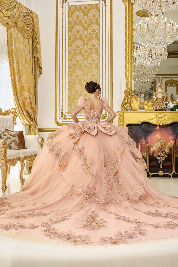 DQ5130 - Mia & Andy Boutique
