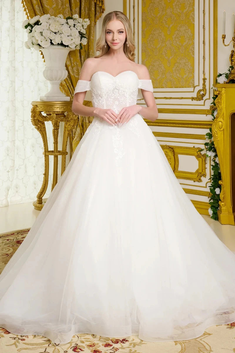 GL3657 - Mia & Andy Boutique