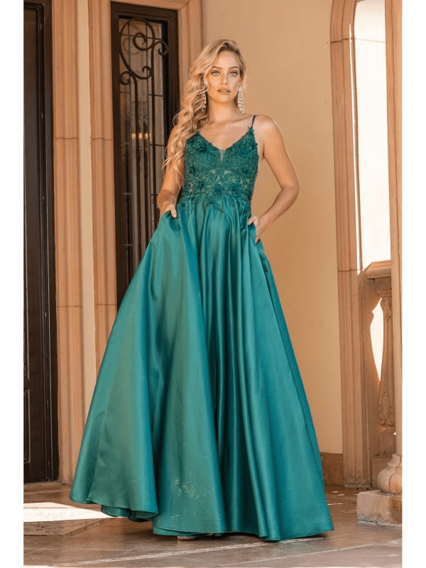 LF115 - Mia & Andy Boutique