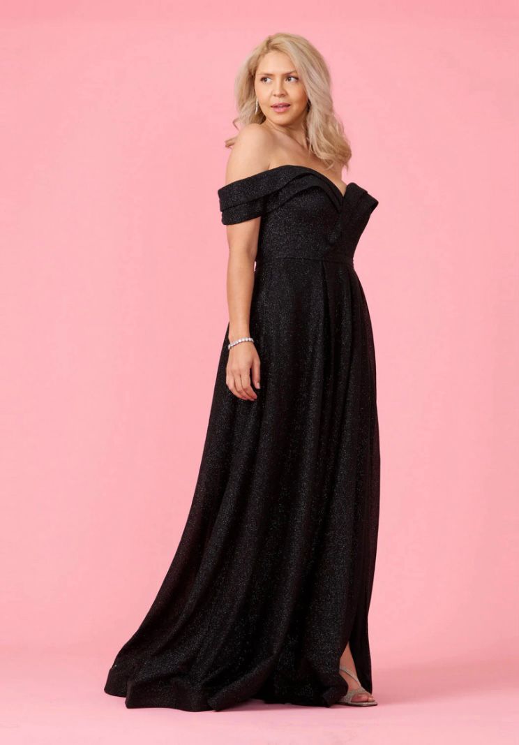 LF121 - Mia & Andy Boutique