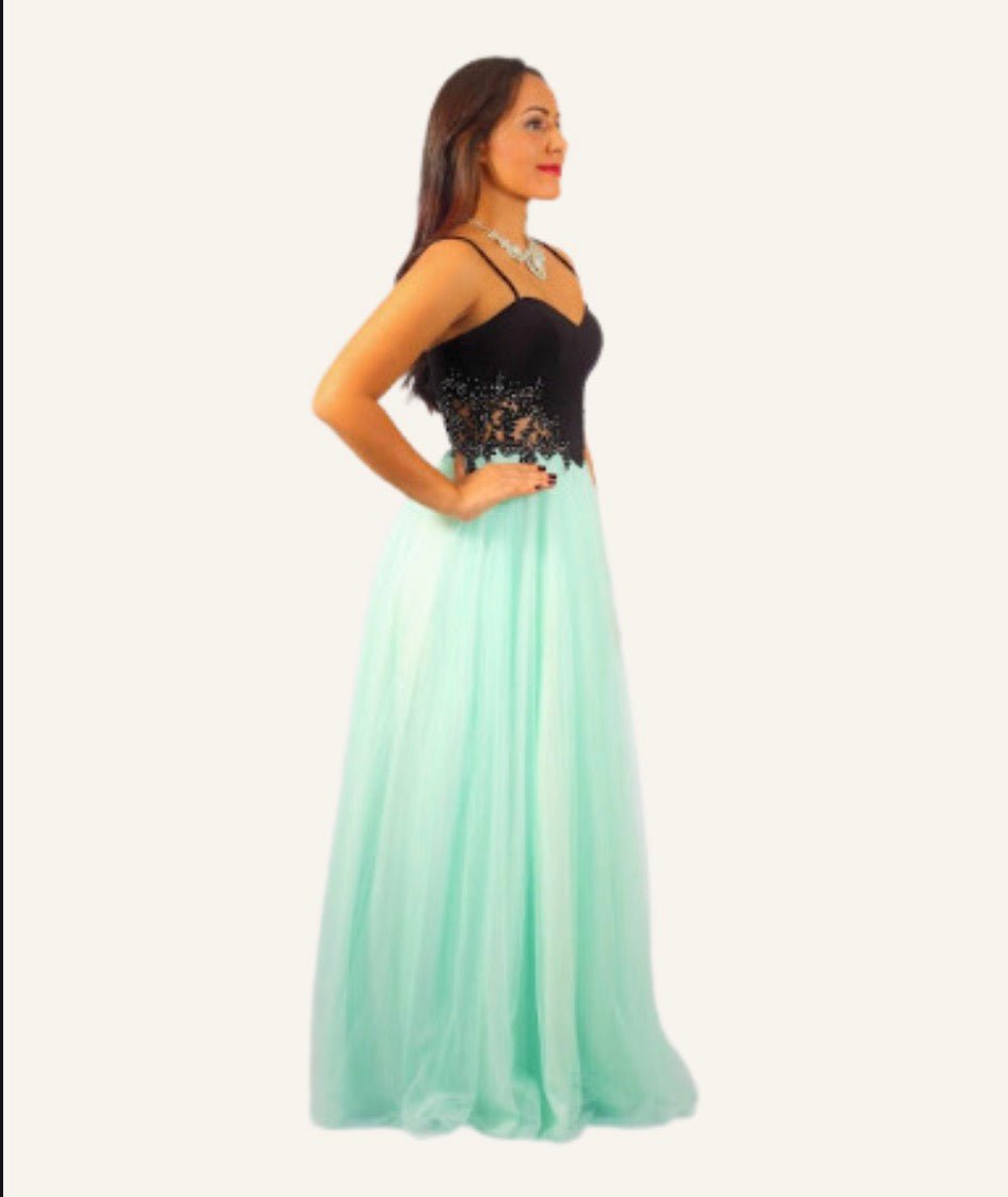 LF258 - Mia & Andy Boutique