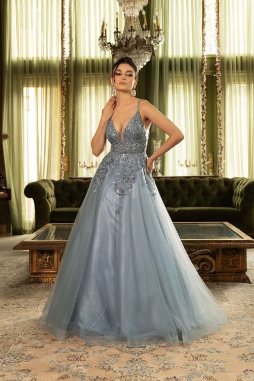 MQ2135 - Mia & Andy Boutique