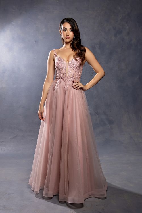 MQ2212 - Mia & Andy Boutique