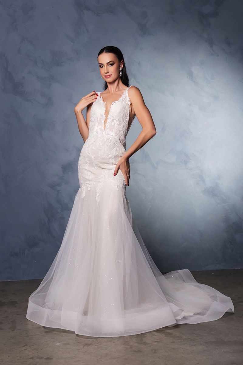 RQ8181 - Mia & Andy Boutique
