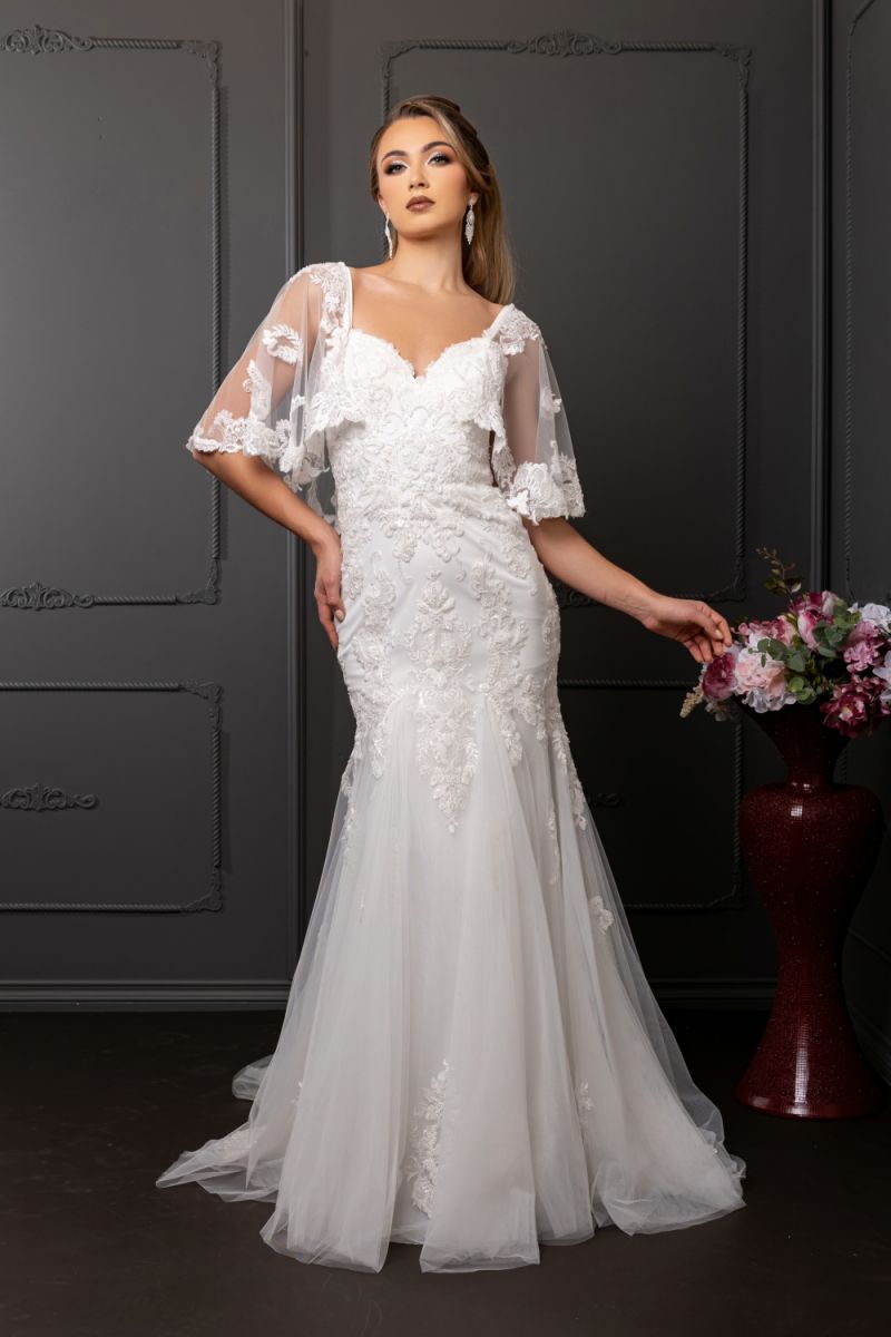 RQ8271 - Mia & Andy Boutique