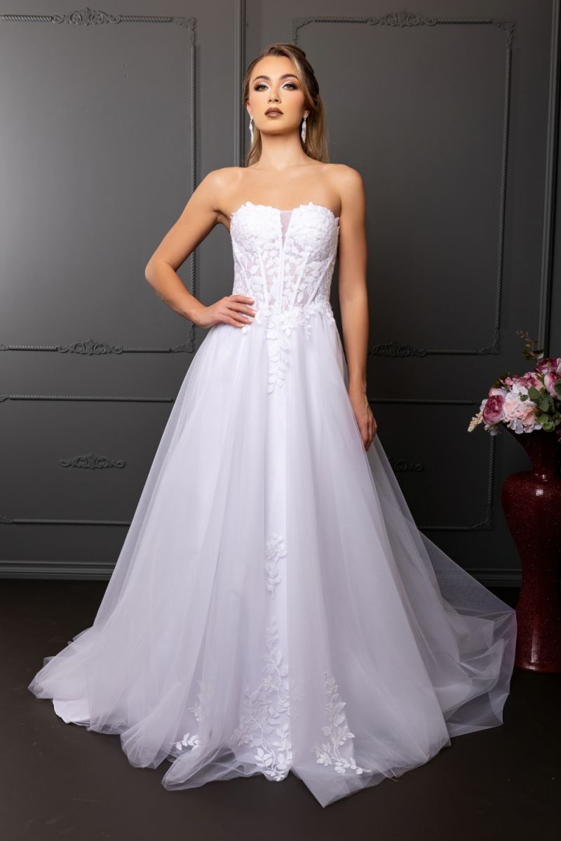 RQ8274 - Mia & Andy Boutique