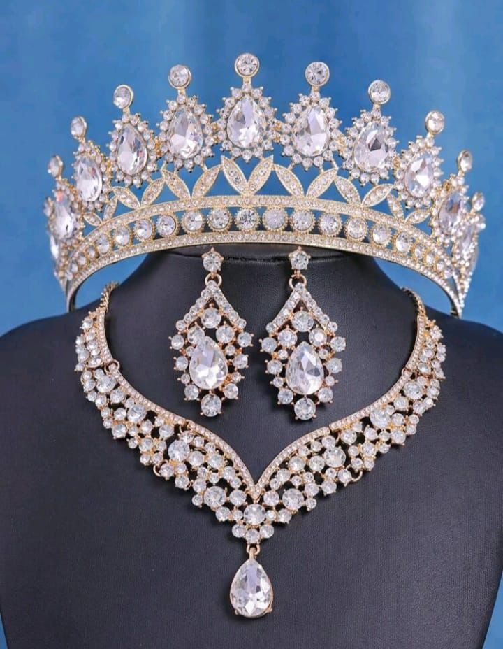 Set de Corona plateado - Mia & Andy Boutique